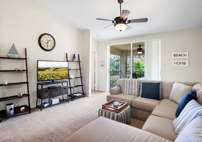 Building Photo - Chic 2BR Condo in Prime North Naples Locat...