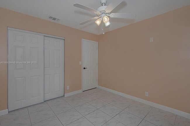 Building Photo - 401 SW 76th Terrace