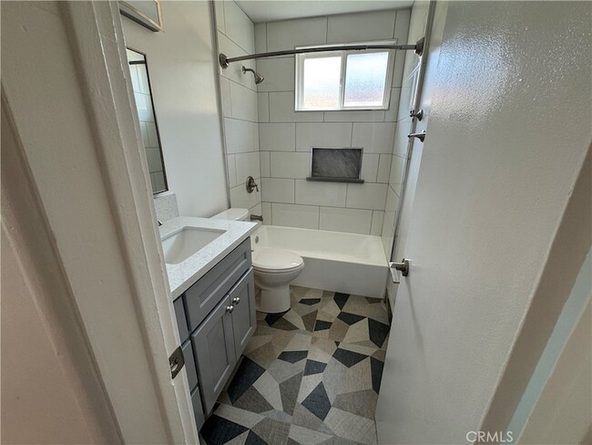 Building Photo - 15228 Normandie Ave