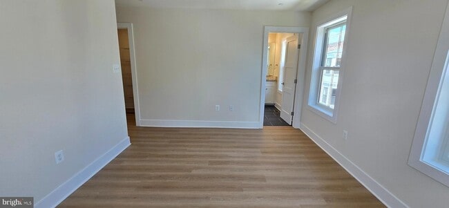 Building Photo - 1 Chapel Alley