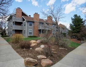 Building Photo - Condo on the Hill Available Aug 2026