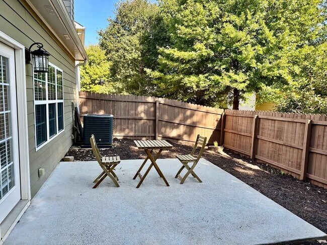 Building Photo - 5135 Cactus Cove Ln