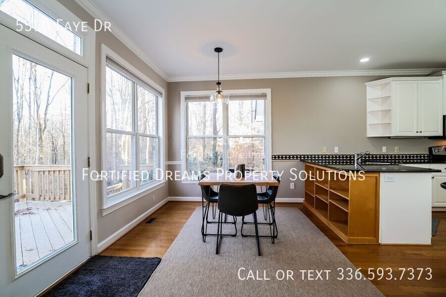 Building Photo - 5510 Faye Dr