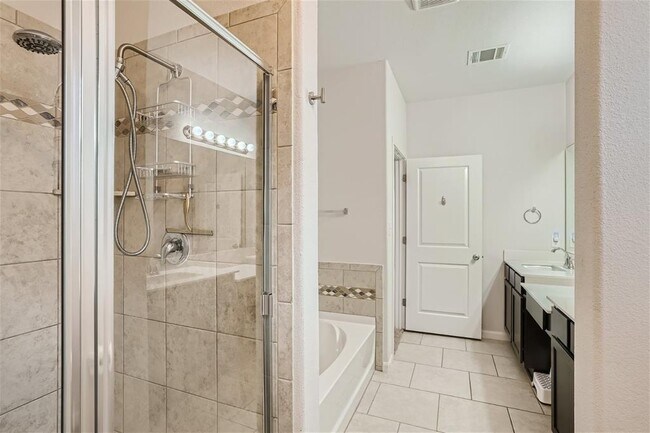 Building Photo - 5826 Casstello Dr