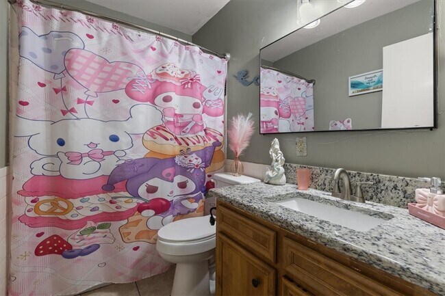 Building Photo - 2002 S 17th St