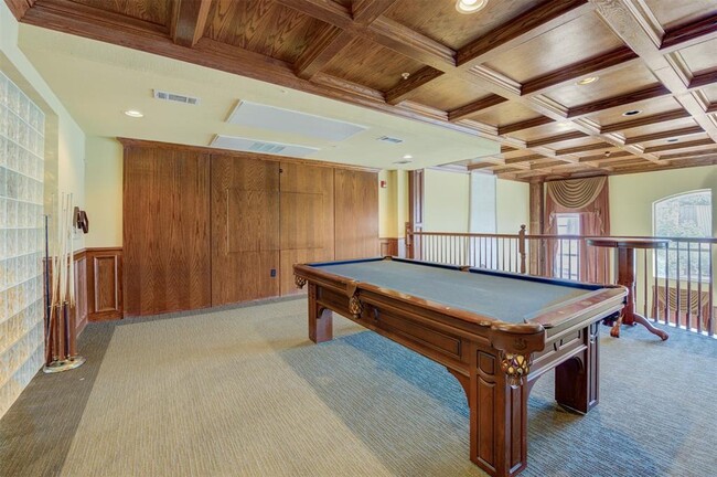 Building Photo - 7575 Kirby Dr