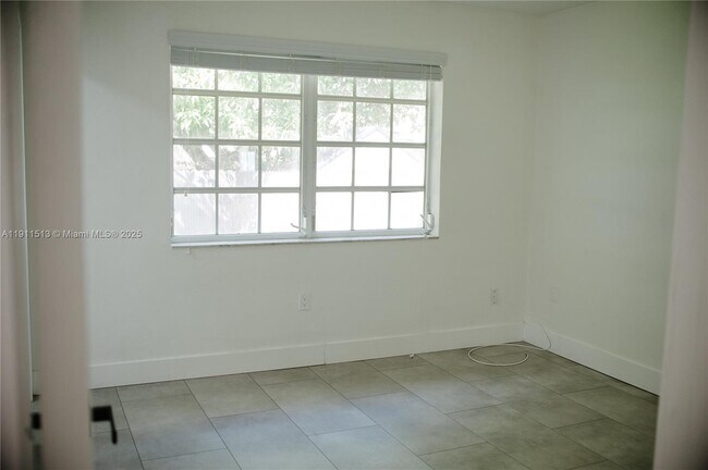 Building Photo - 20522 SW 92nd Pl