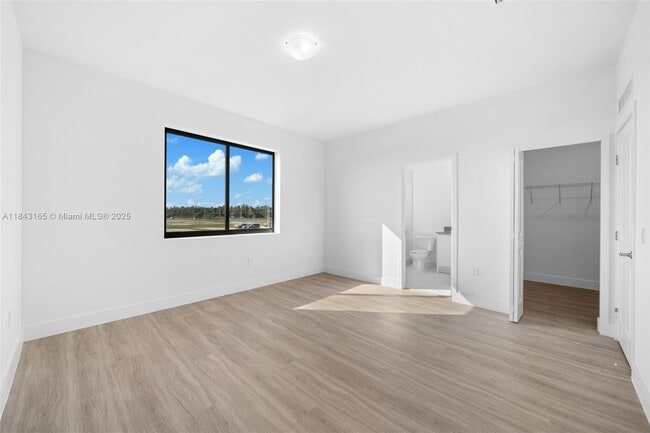 Building Photo - 34524 SW 190th Ave