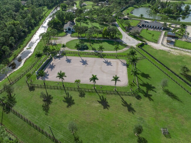 Building Photo - 13230 Running Water Rd