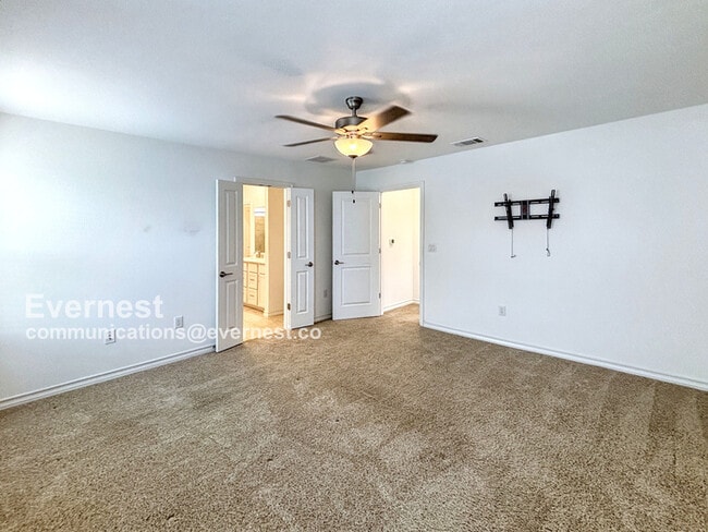Building Photo - 2907 Bronx Dr