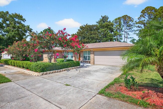 Building Photo - 9727 Viceroy Dr E