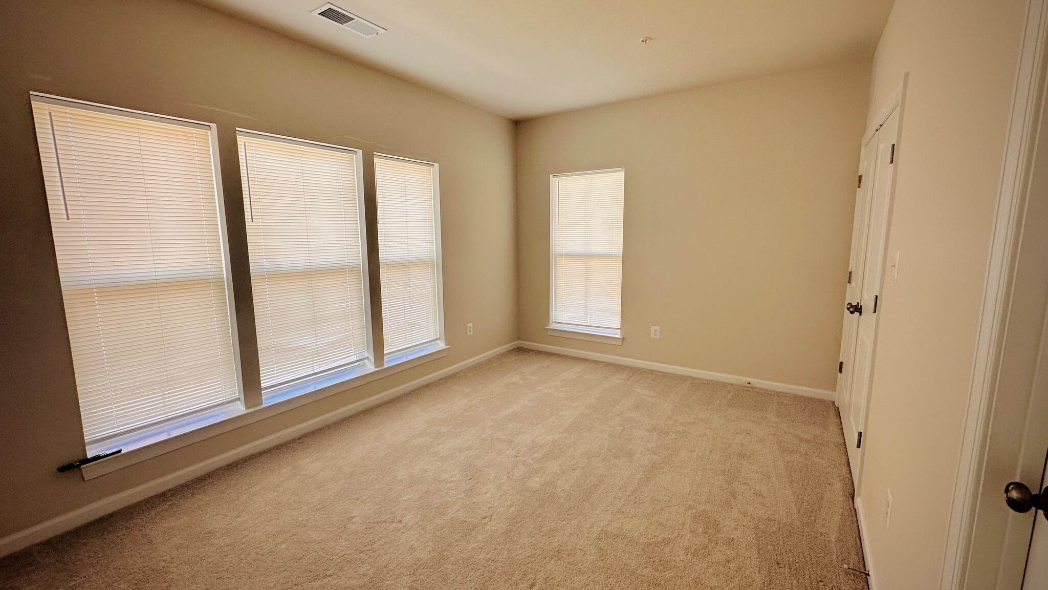 Building Photo - 66 Garden Meadow Pl