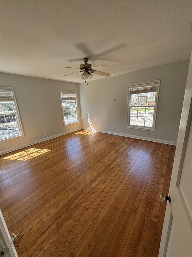 Building Photo - 4000 Ramsey Ave