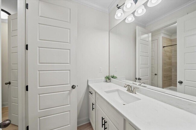 Building Photo - 4741 Carousel Ln