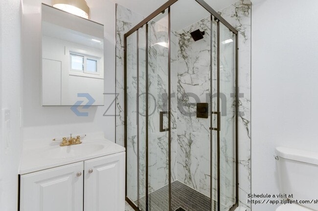 Building Photo - 12225 105th Ave NE