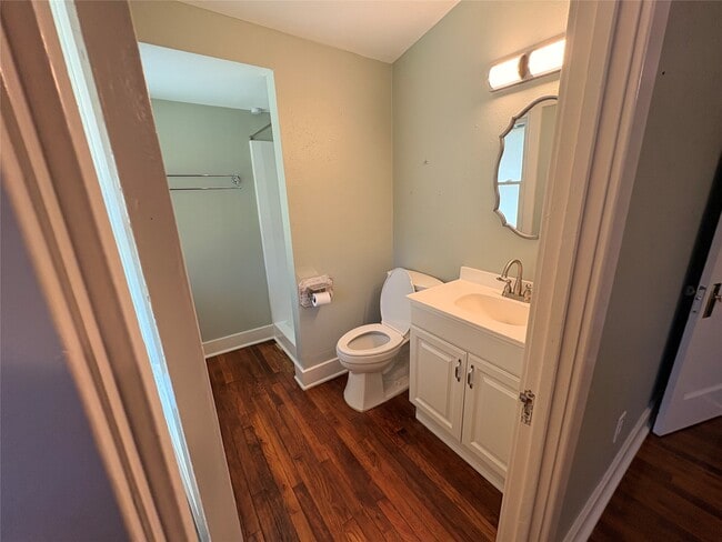 Building Photo - 510 Hicks St