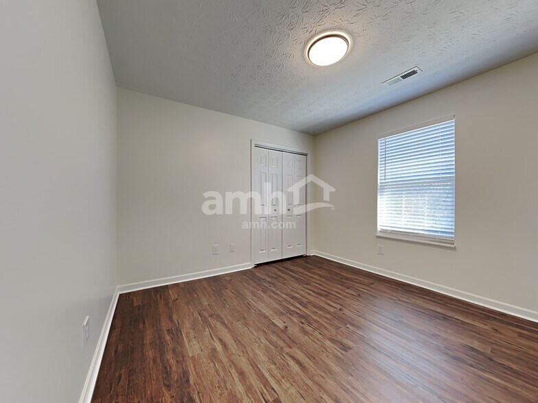 Building Photo - 5810 Matalin Ln