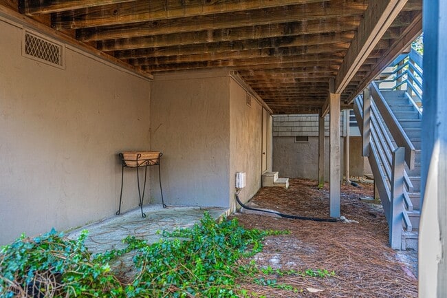 Building Photo - 285 Sugar Gum Ln