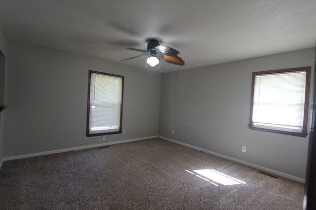 Building Photo - 2208 NW 11th St