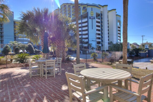 Building Photo - 6803 N Ocean Blvd