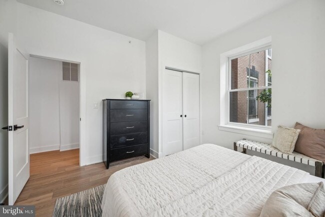 Building Photo - 1614 Kilbourne Pl NW