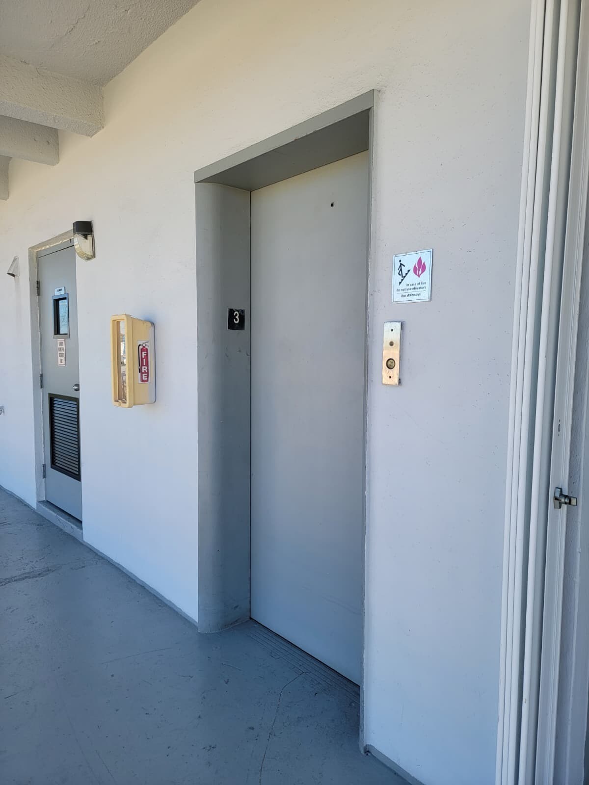 Building Photo - 2005 Sans Souci Blvd