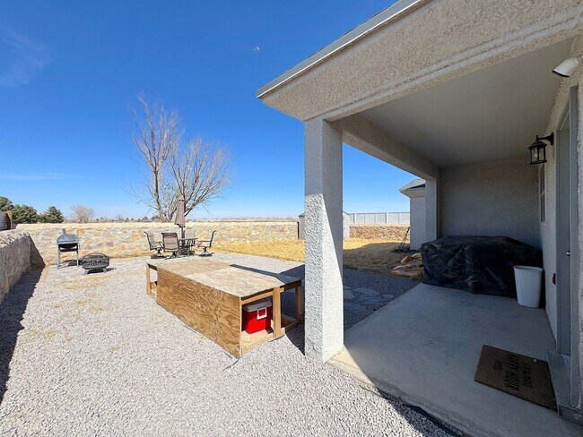 Building Photo - 629 David Ortiz St