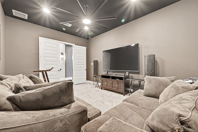 Building Photo - 2806 Sycamore Wood Trce