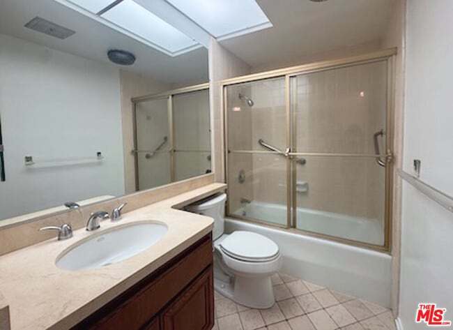 Building Photo - 1655 Selby Ave