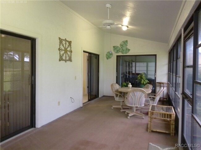Building Photo - 624 W Diamond Bird Loop