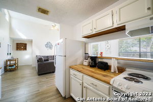 Building Photo - 14927 Moss Arbor