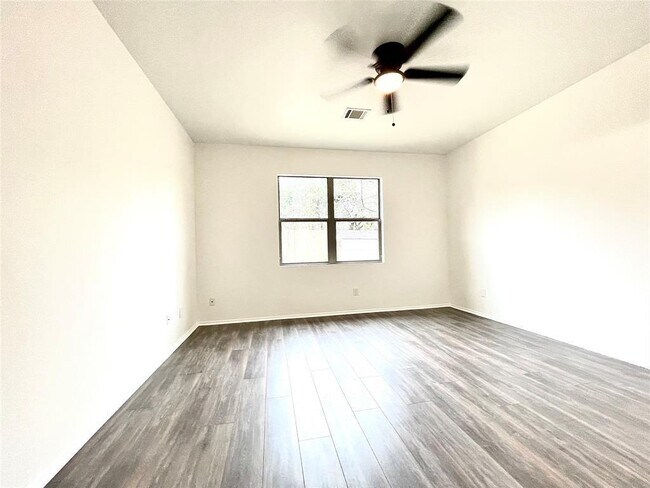 Building Photo - 1808 Paseo Verde Dr