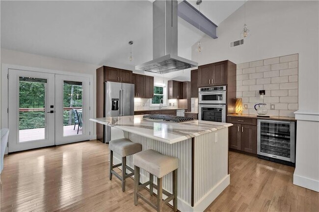 Building Photo - 225 Jayne Ellen Way