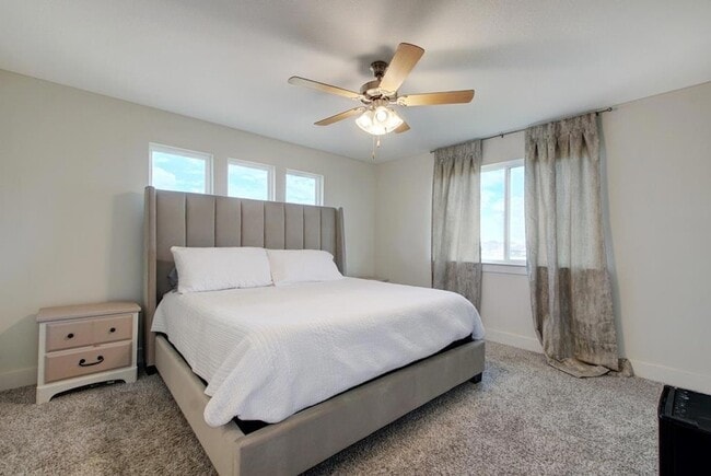 Building Photo - 413 White Steppe Way