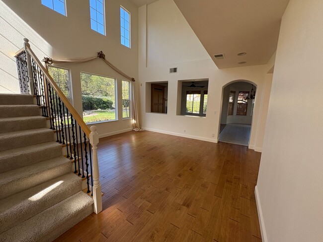 Building Photo - Beautiful & Spacious 4Bed/3Bath Two Story Home Located in San Ramon, Ca!!!