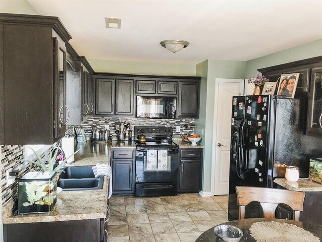 Building Photo - 2628 Arthurs Ct