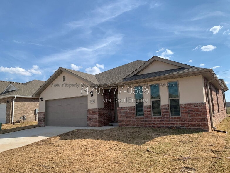Building Photo - 2131 Tallgrass Ter