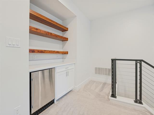 Building Photo - 5615 Brookstown Dr