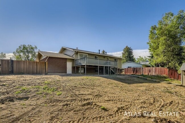 Building Photo - 538 Raemar Cir