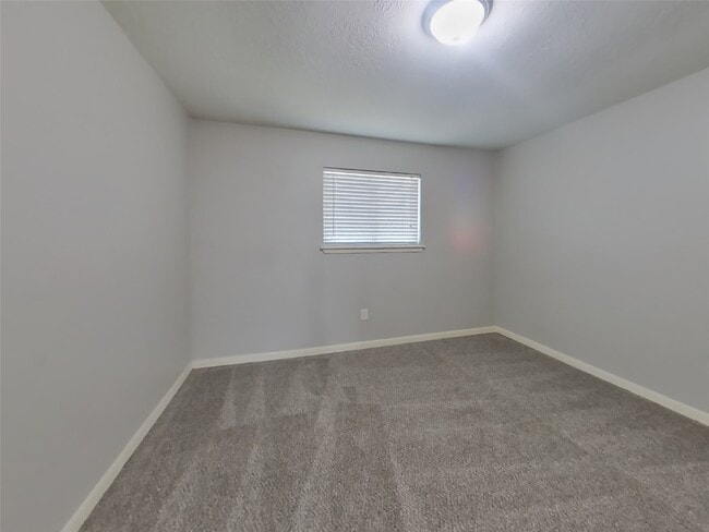Building Photo - 23107 Earlmist Dr
