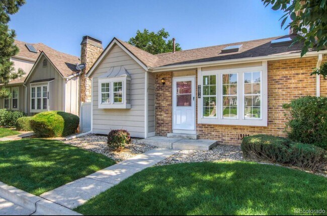 Primary Photo - HALF OFF A MONTH'S RENT** -- Bright, Remod...