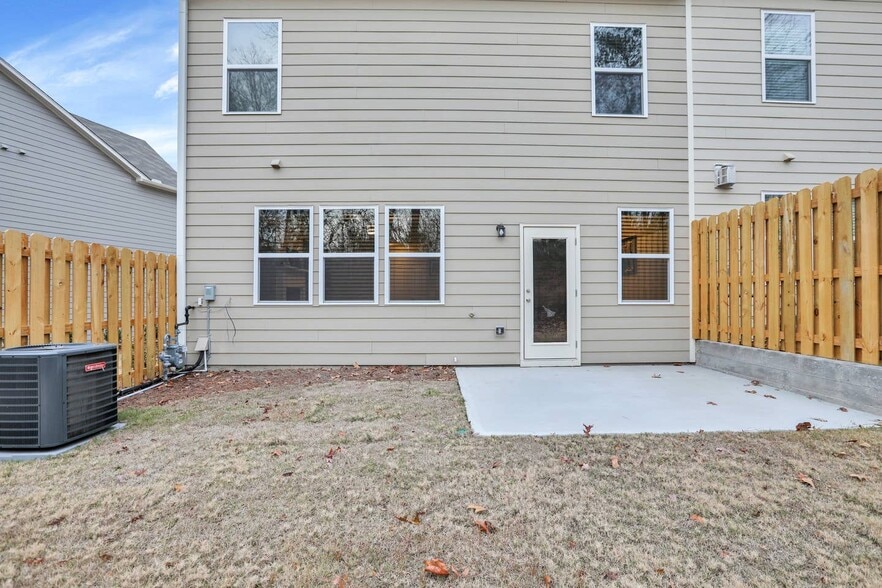 Building Photo - 5512 Cascade Run