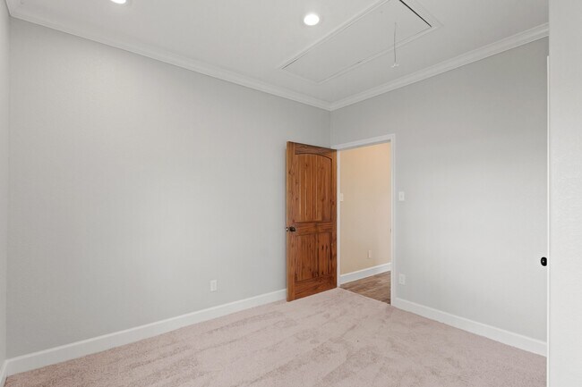 Building Photo - 35408 FM 1488