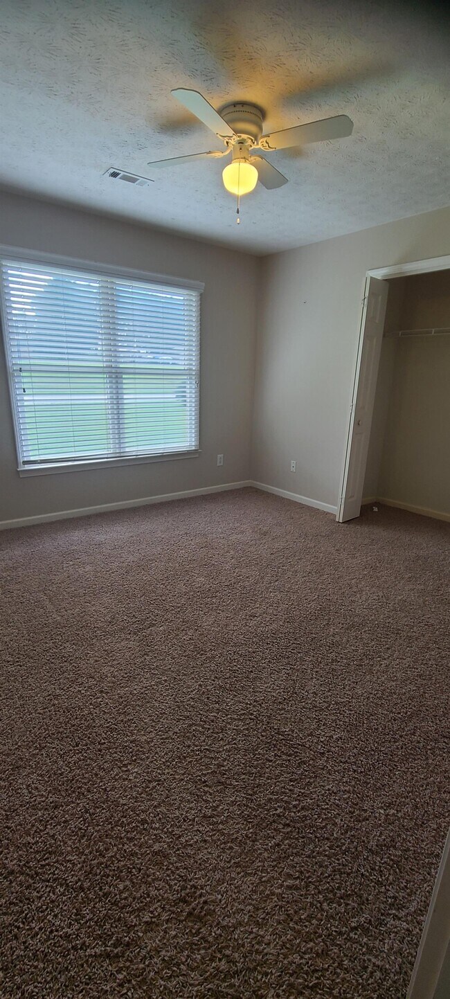 Building Photo - 106 Overlook Dr