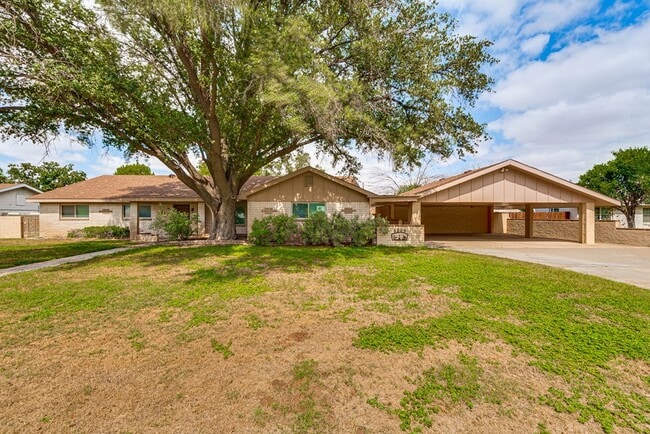 Building Photo - 6209 Glenhaven Dr