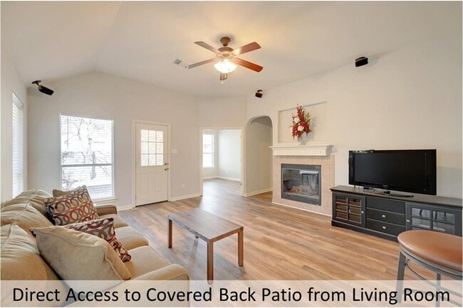 Building Photo - 2605 Salorn Way