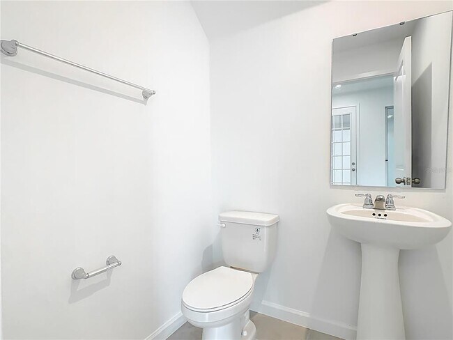 Building Photo - 2414 Celebration Blvd