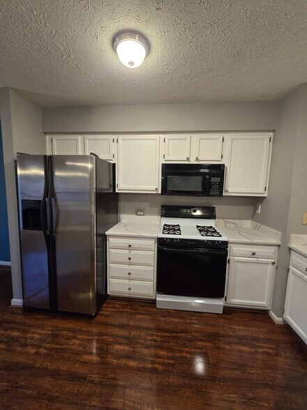Building Photo - 115 Westbrooke Ln