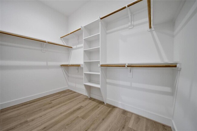 Building Photo - 1506 Ryon St