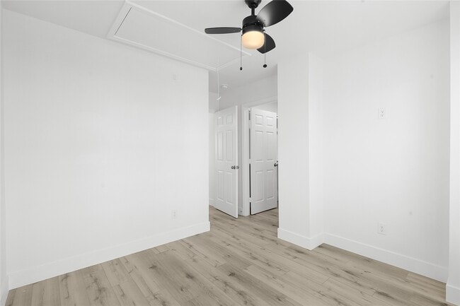 Building Photo - 6403 Illinois St